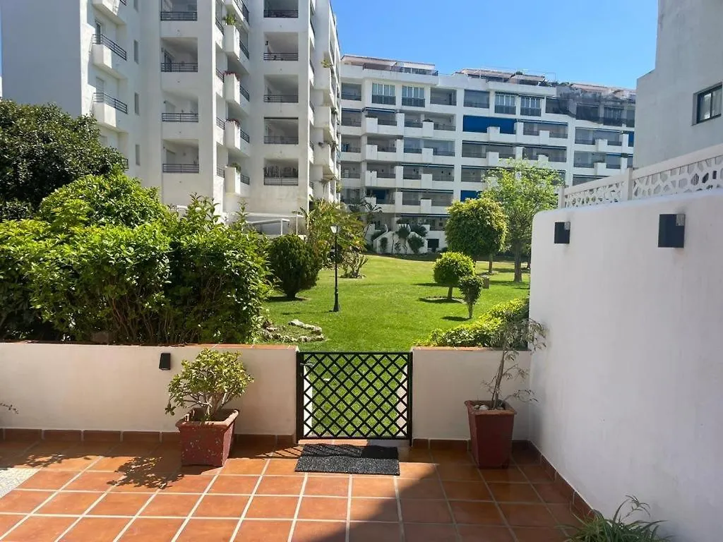 Puerto Banus contacts